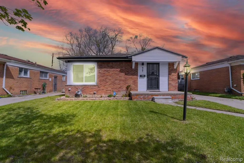 6781 Iowa, Hamtramck, MI 48212 - #1