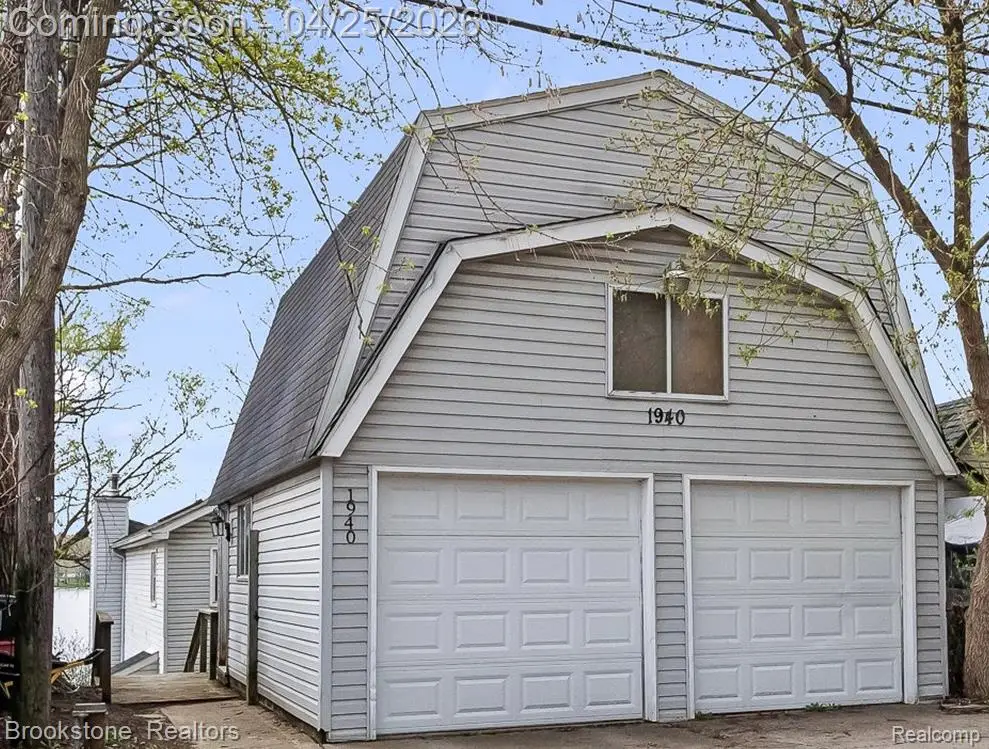 1940 S Ortonville, Ortonville, MI 48462 - #1