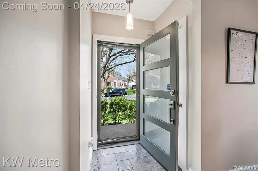 12721 Lincoln, Huntington Woods, MI 48070 - #3