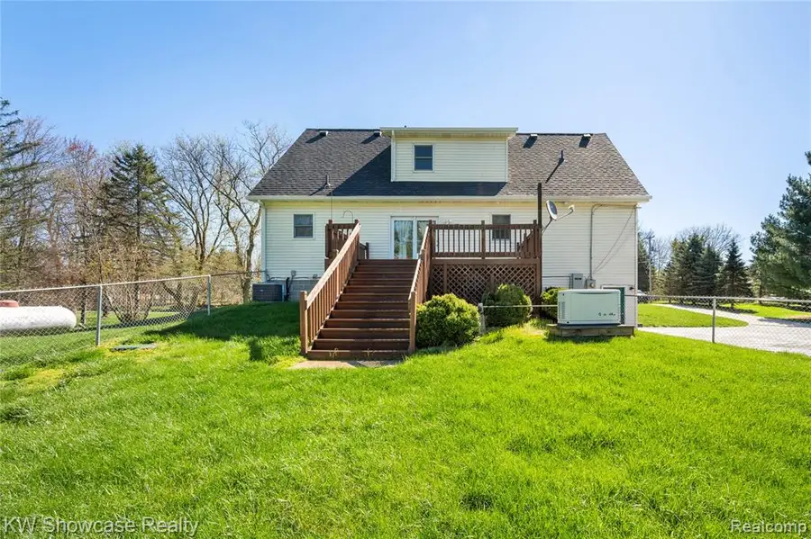 7362 Colby Lake, Laingsburg, MI 48848 - #2