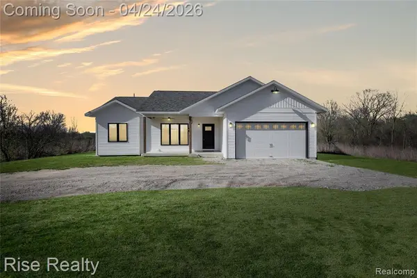 4399 E Bristol, Burton, MI 48519