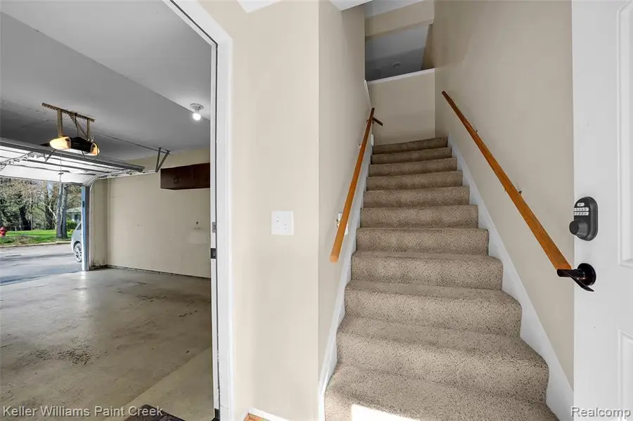 809 Corners #23, Lake Orion, MI 48362 - #2