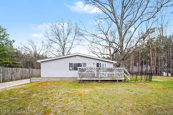 5881 Apple Hill, Lake, MI 48632