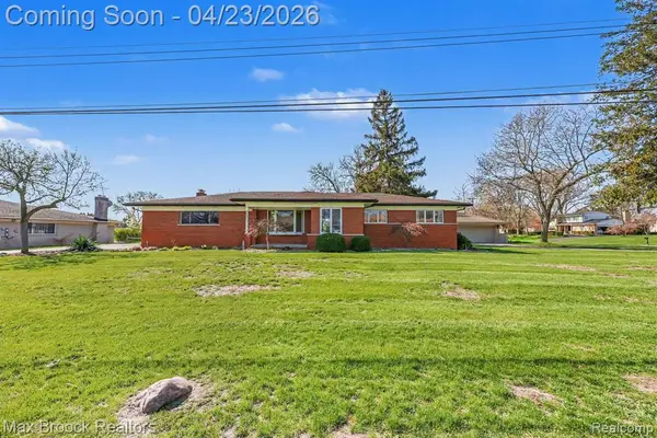 5030 Stellar, Shelby Twp, MI 48316