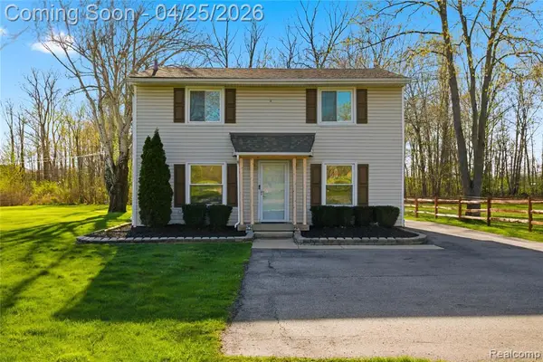 8822 Cogswell, Romulus, MI 48174