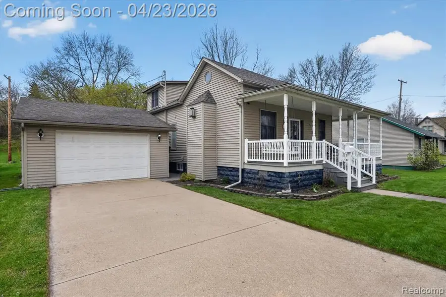306 S Main, Vassar, MI 48768 - #2