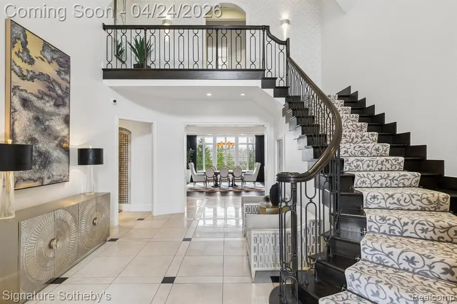 4911 Pinnacle, Rochester, MI 48306 - #2