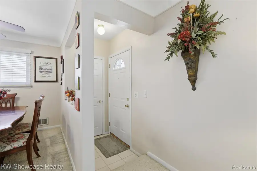 25715 Norfolk, Dearborn Heights, MI 48125 - #3