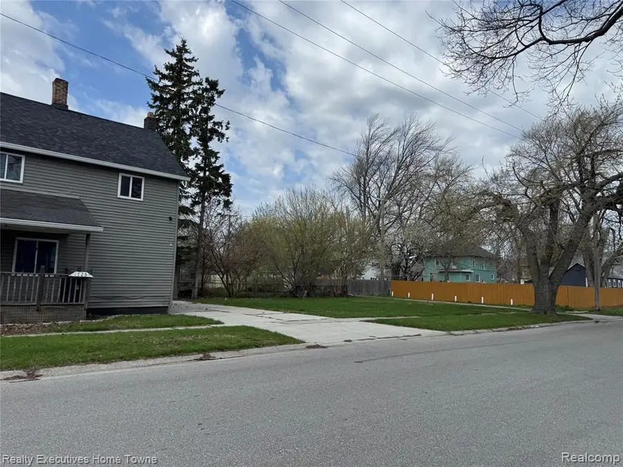 1725 11th, Port Huron, MI 48060 - #2