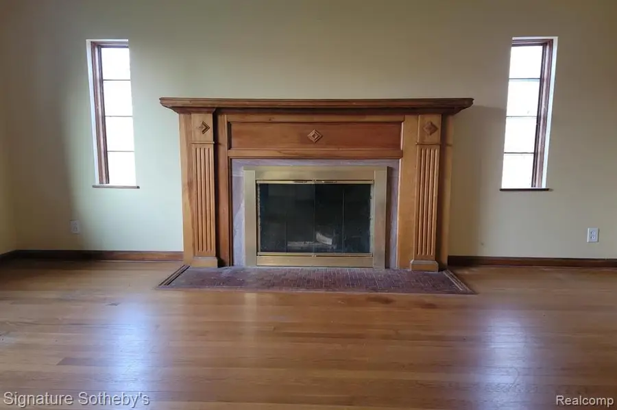 1937 Allard, Grosse Pointe Woods, MI 48236 - #2