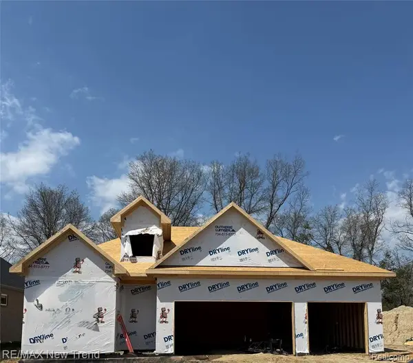 7832 Trailside, West Bloomfield, MI 48323