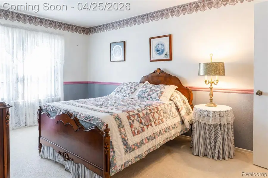 21256 E Glen Haven, Northville, MI 48167 - #3