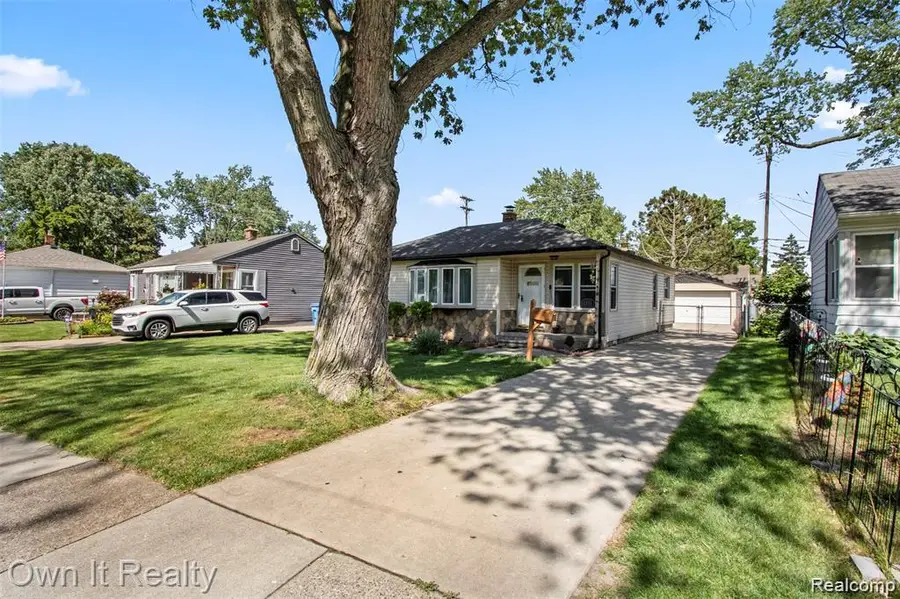 4673 Dearborndale, Dearborn Heights, MI 48125 - #2