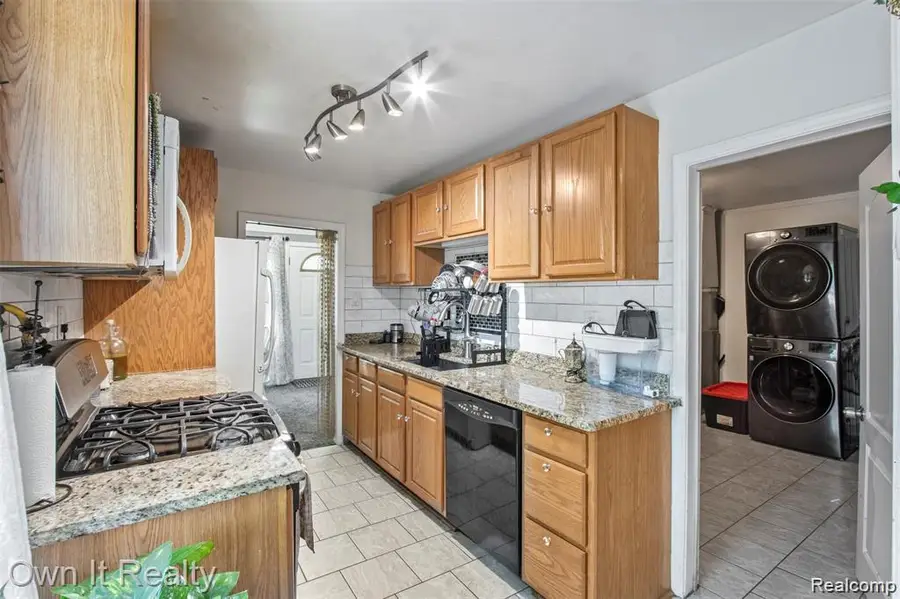 4673 Dearborndale, Dearborn Heights, MI 48125 - #3