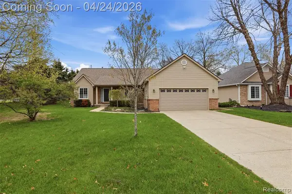 3300 Viking, Commerce Twp, MI 48390