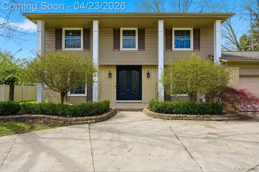 5701 Tequesta, West Bloomfield, MI 48323 - #3