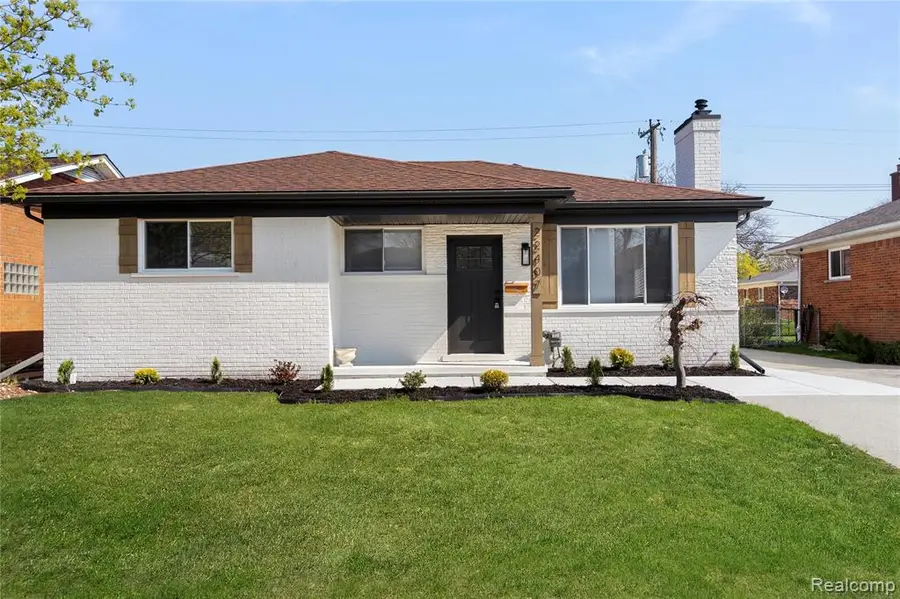 22407 Barton, Saint Clair Shores, MI 48081 - #2