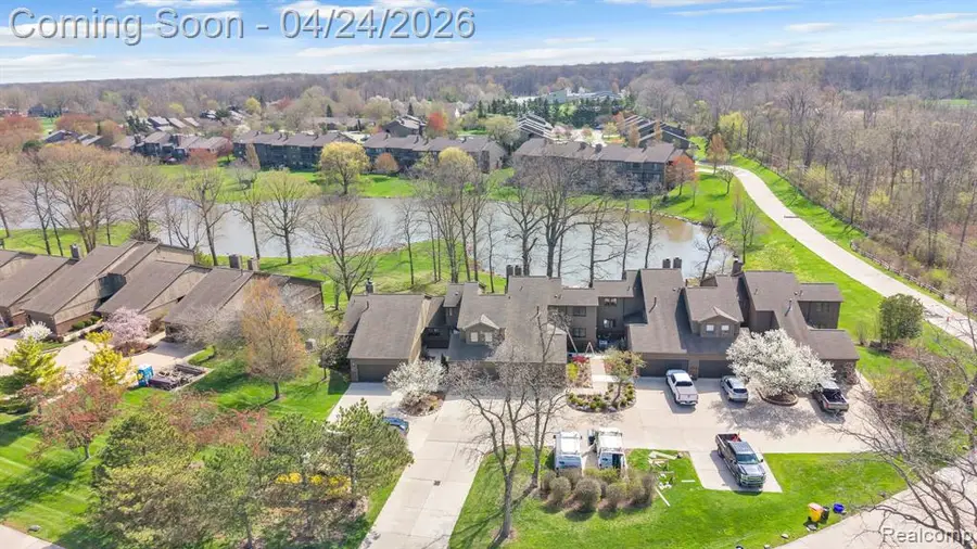 9859 Hawthorne Glen, Grosse Ile, MI 48138 - #3