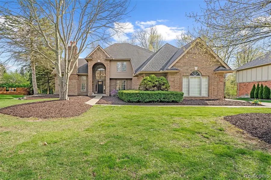 46611 Darwood, Plymouth, MI 48170 - #3