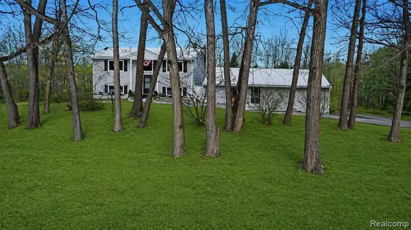 205 Gerst, Leonard, MI 48367