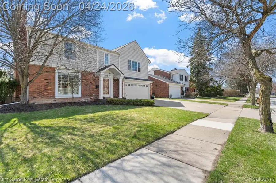 919 Cook, Grosse Pointe Woods, MI 48236 - #2