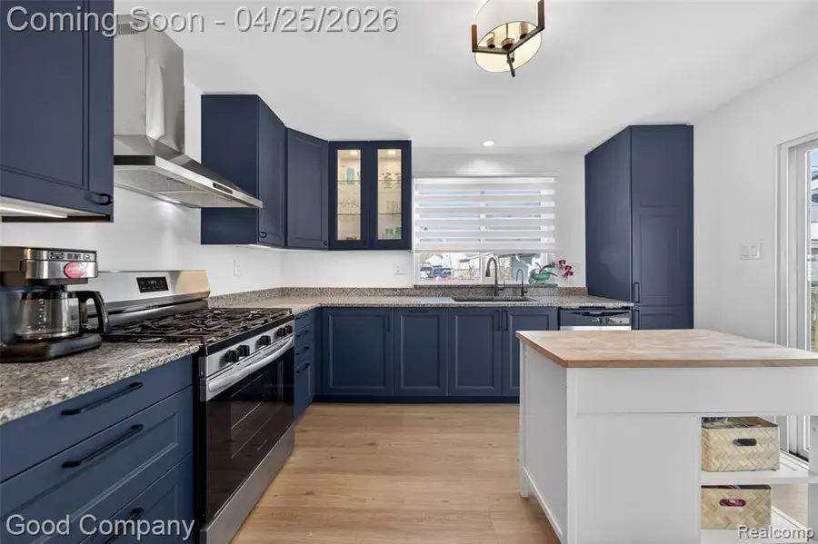 28457 Fairfax, Southfield, MI 48076 - #2