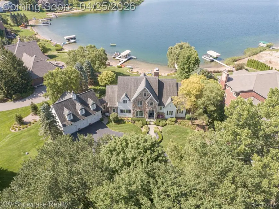 4334 Terra Ridge, Milford, MI 48381 - #3