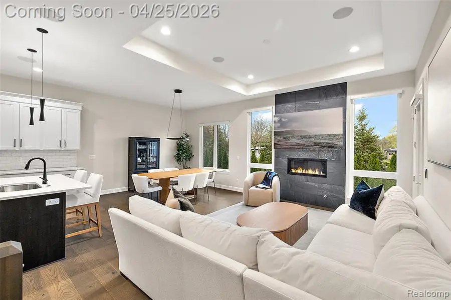 7487 Gramercy, West Bloomfield, MI 48322 - #2