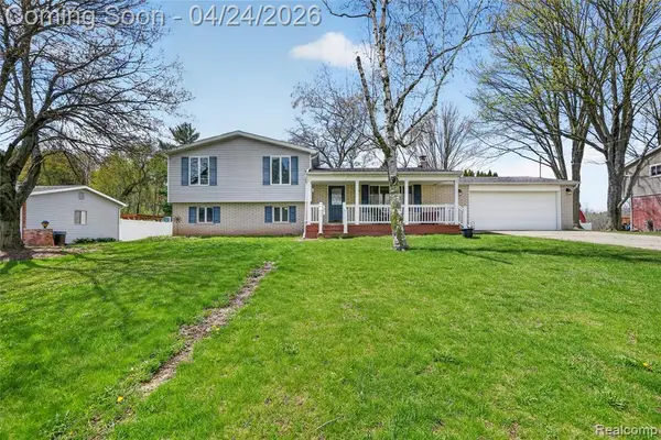 9080 Meadowland, Grand Blanc, MI 48439