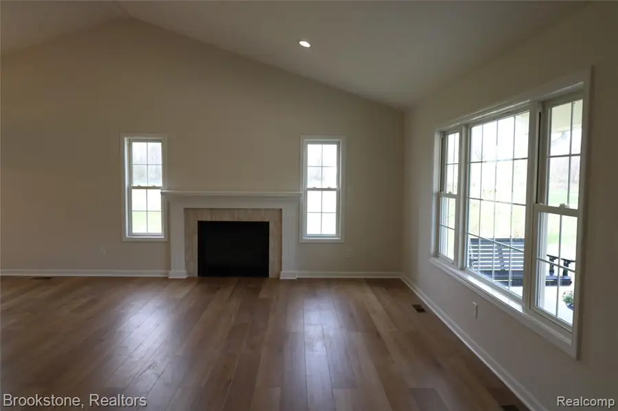 2141 Hunter, Lapeer, MI 48446 - #2