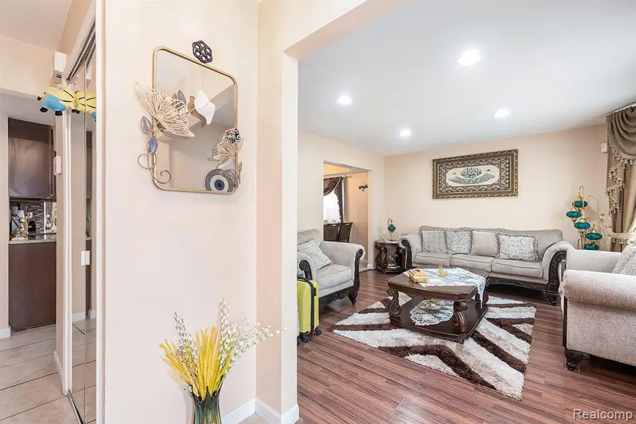 4810 Benjamin, Sterling Heights, MI 48310 - #3