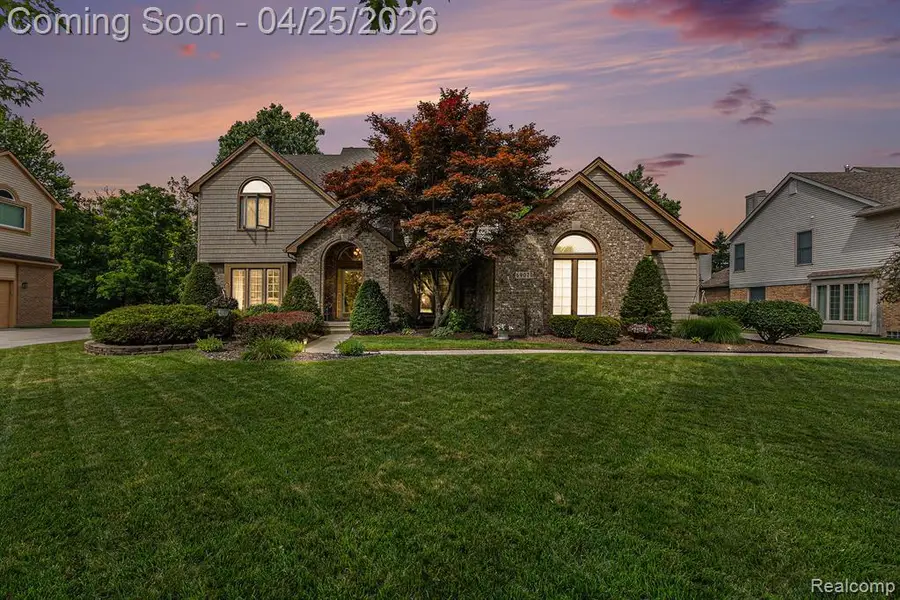 6907 Kings Mill, Canton, MI 48187 - #2