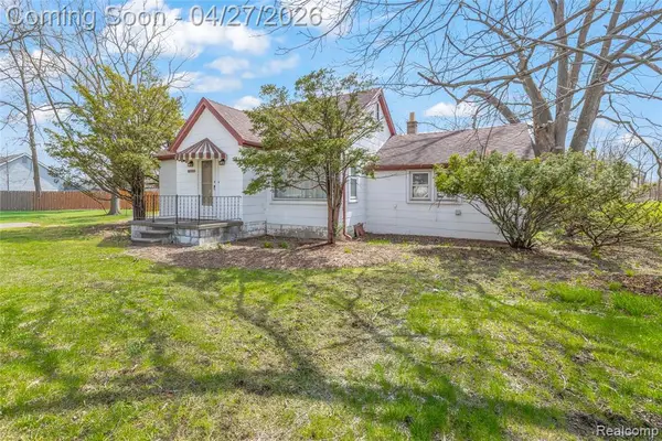 29229 Beverly, Romulus, MI 48174