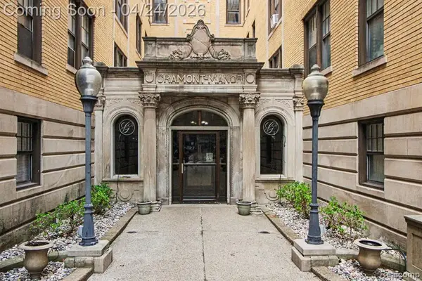 120 Seward #107, Detroit, MI 48202
