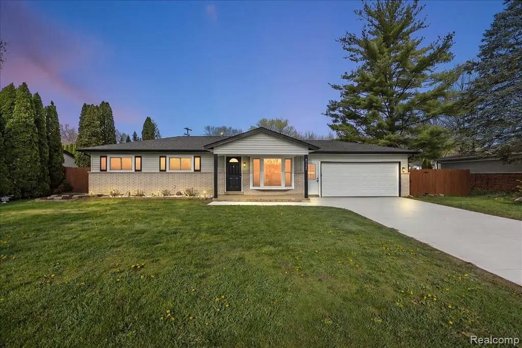 47349 Nita, Utica, MI 48317 - #1