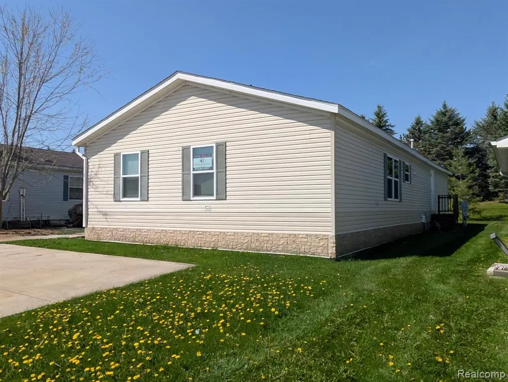 7 Brookfield, Swartz Creek, MI 48473 - #1