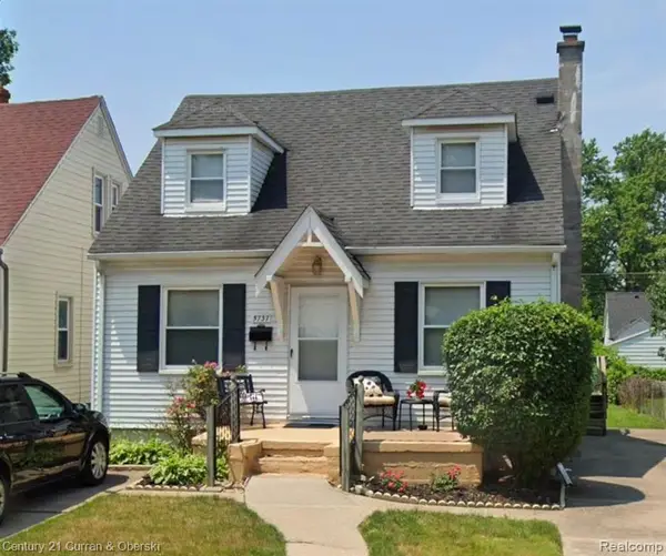 5737 N Vernon, Dearborn Heights, MI 48127