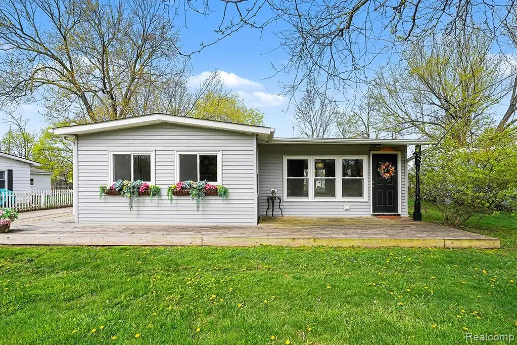 717 Oak Park, Fenton, MI 48430 - #1