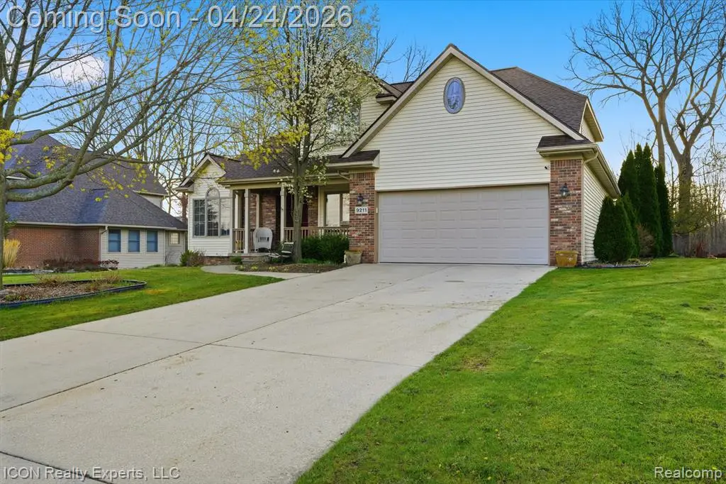 9211 Meadow Ridge, Grand Blanc, MI 48439 - #1