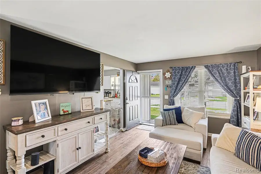 1511 Osborn, Saginaw, MI 48602 - #3