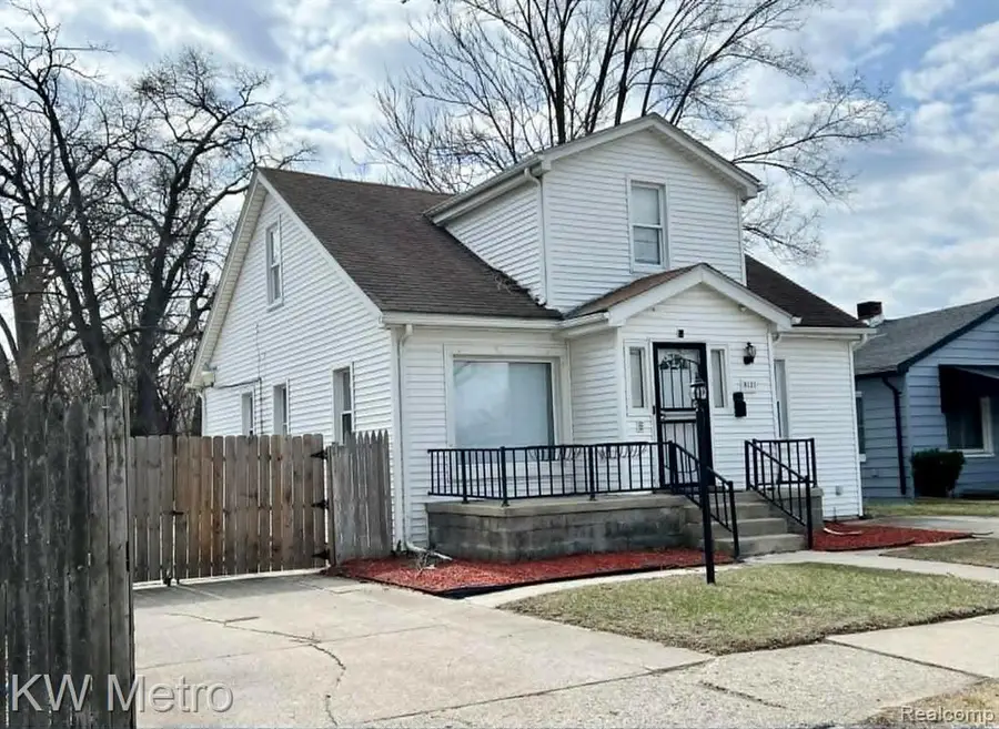 8121 Cloverdale, Ferndale, MI 48220 - #2