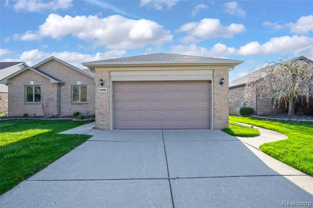 54788 Mahogany, Macomb, MI 48042 - #1