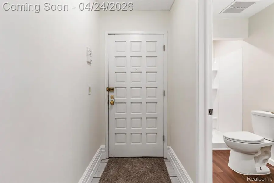 1680 Cliffs #302E, Ypsilanti, MI 48198 - #2