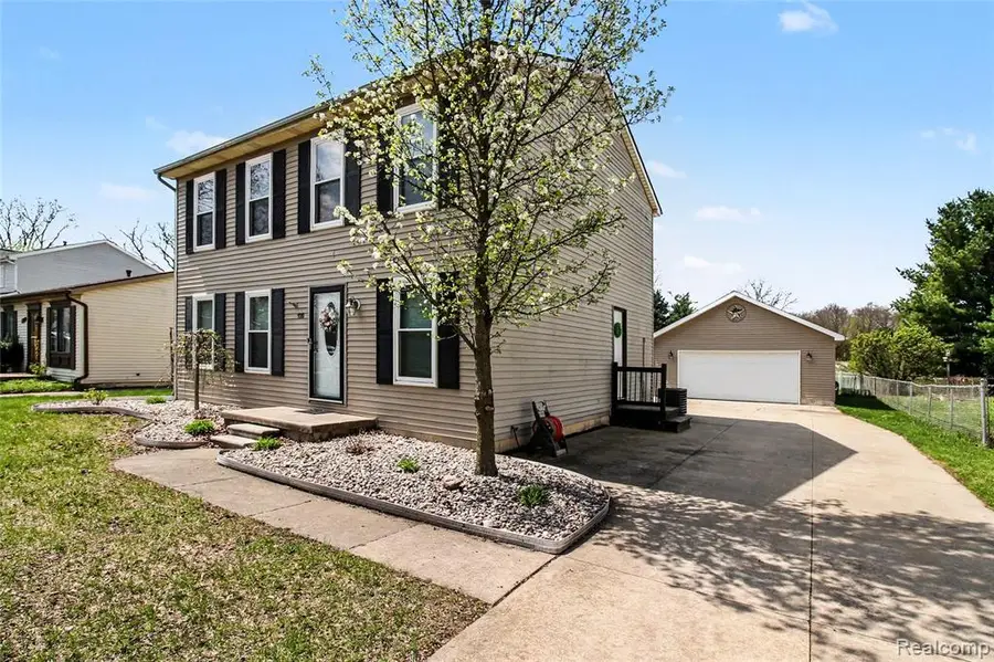 920 Meadowlark, Howell, MI 48843 - #2