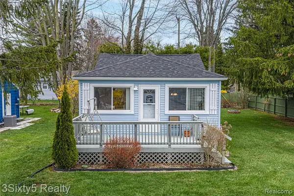 7523 Beechwood, Lexington, MI 48450