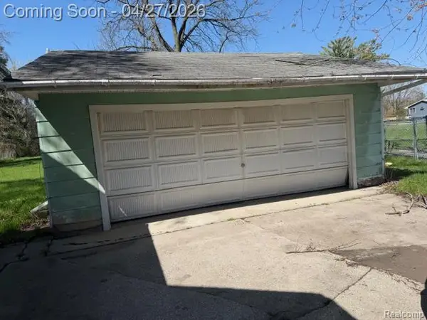 2408 State, Saginaw, MI 