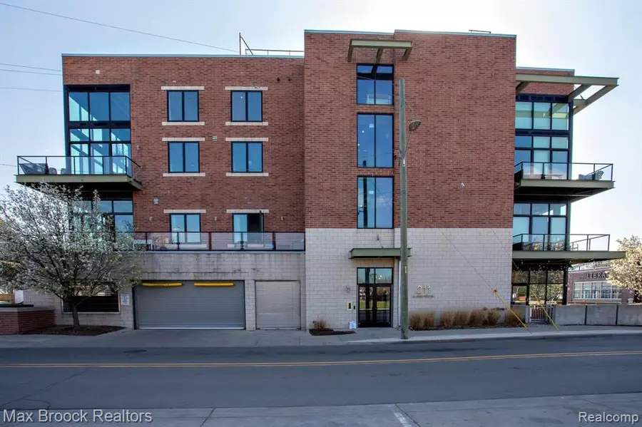 211 E 9 Mile #307, Ferndale, MI 48220 - #3