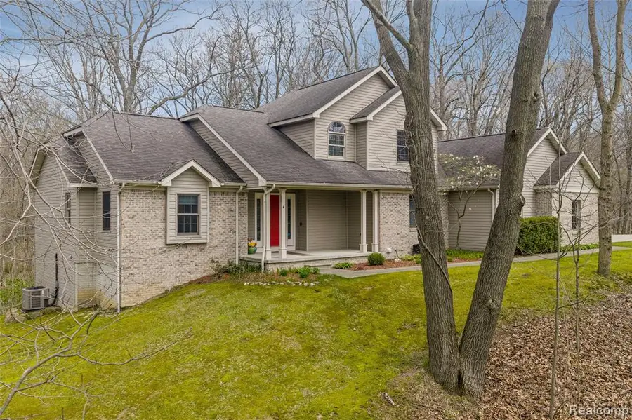 1520 Houghton, Ortonville, MI 48462 - #2