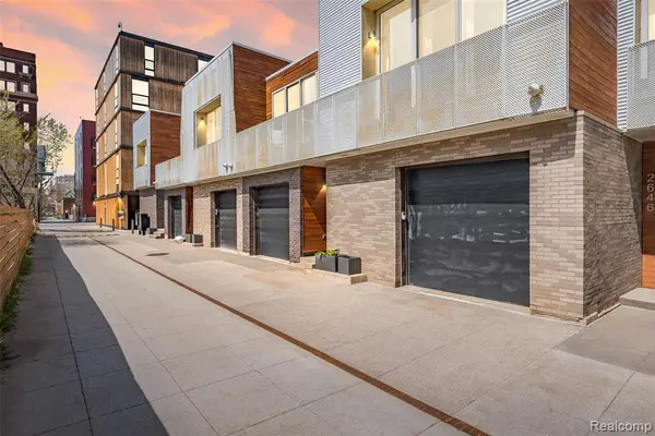 2644 John R, Detroit, MI 48201