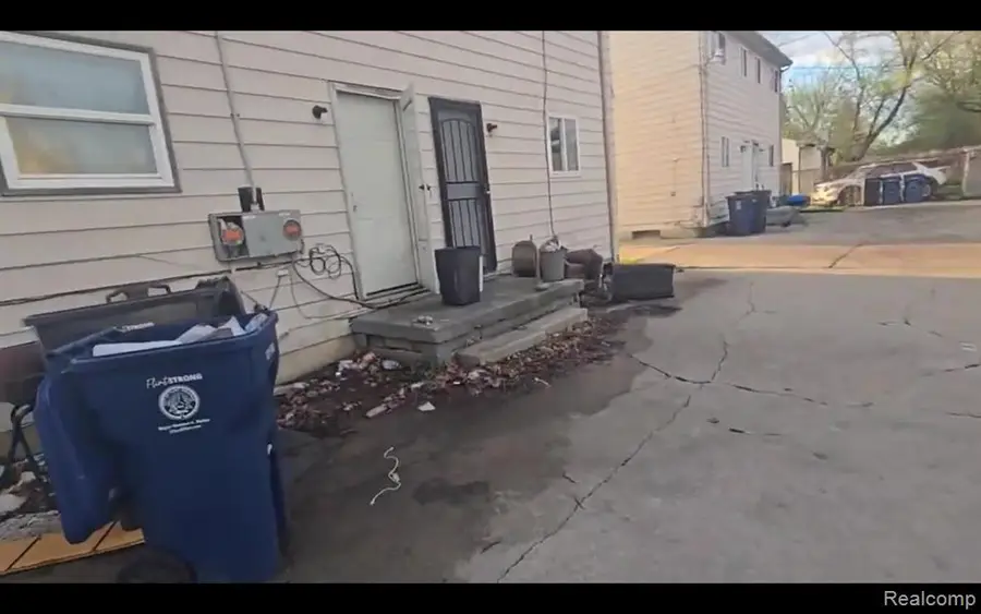 2029 S Averill, Flint, MI 48503 - #2